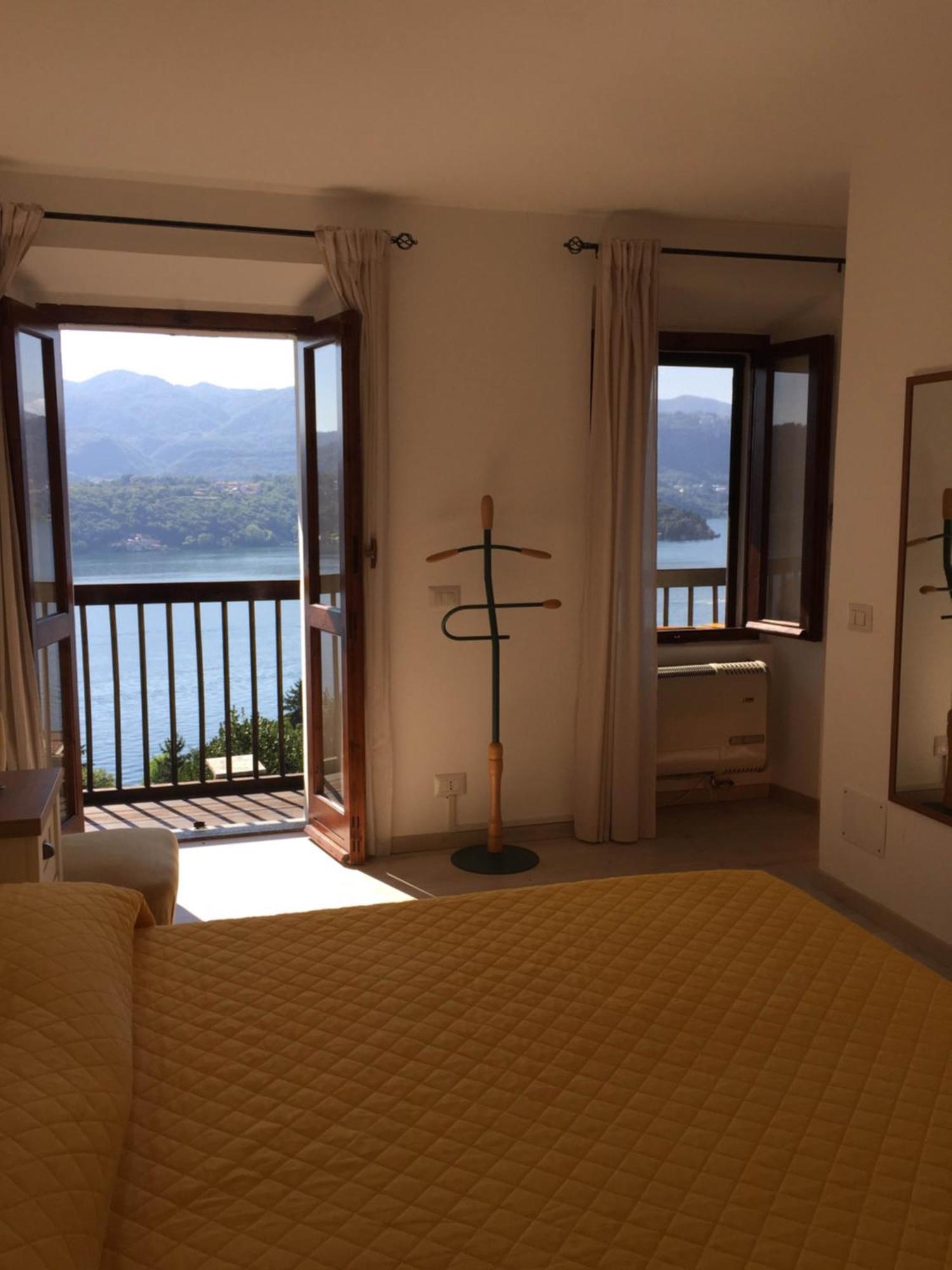 Casa Zoe Apartman Ameno Kültér fotó