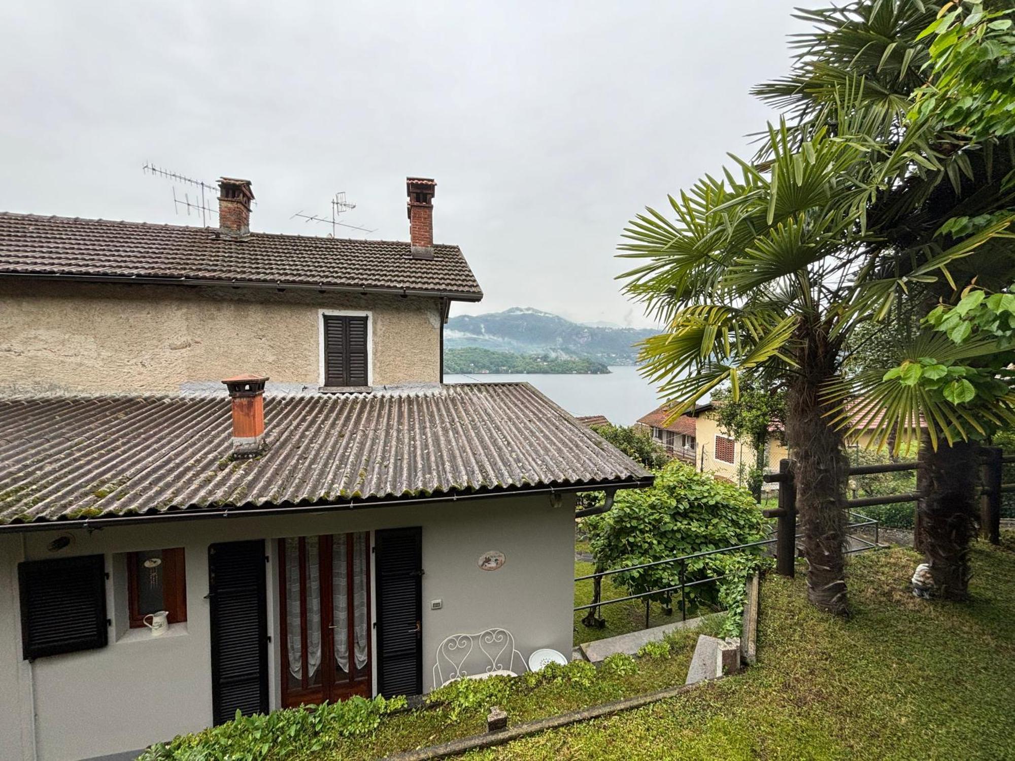 Casa Zoe Apartman Ameno Kültér fotó