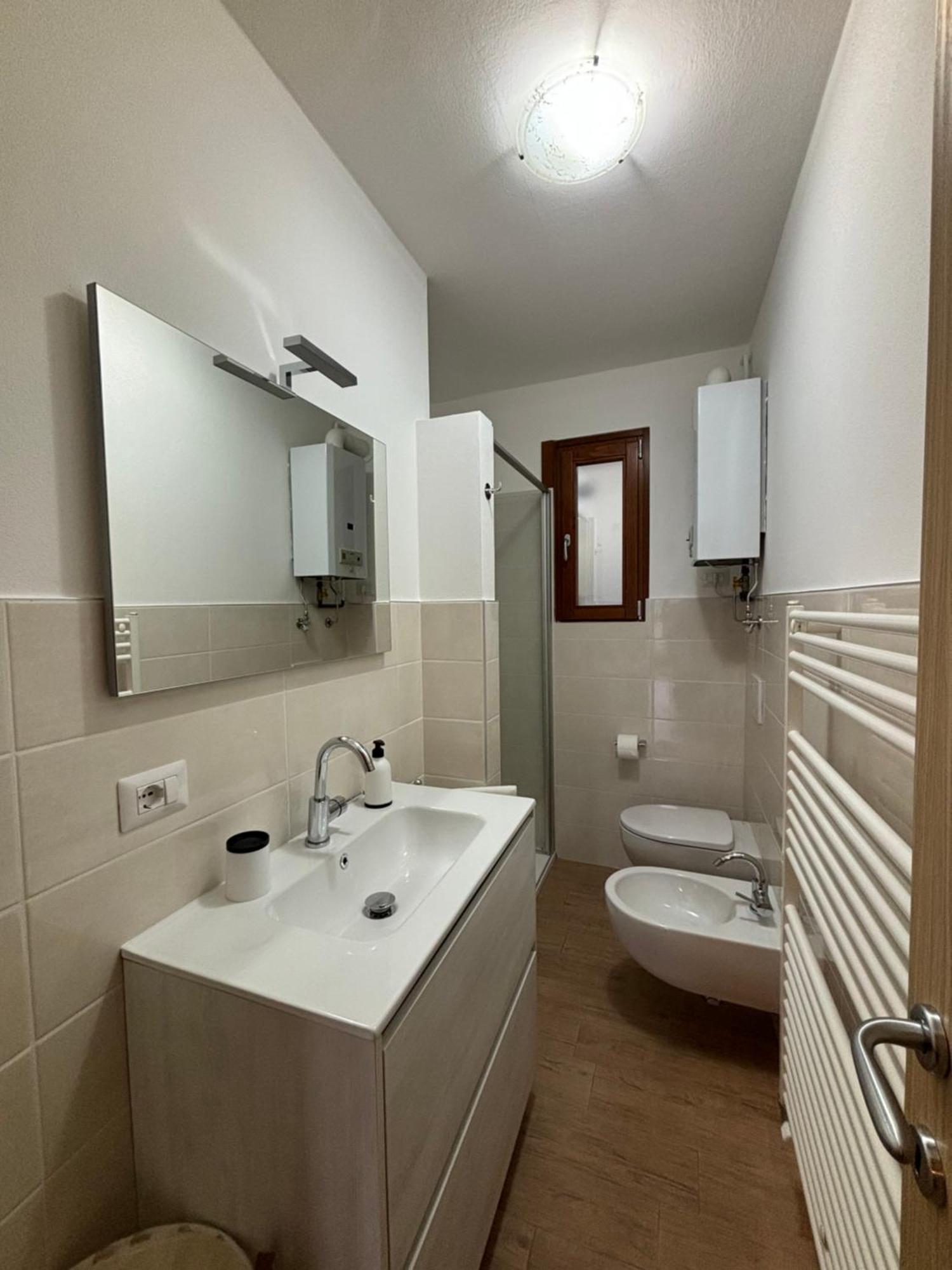 Casa Zoe Apartman Ameno Kültér fotó