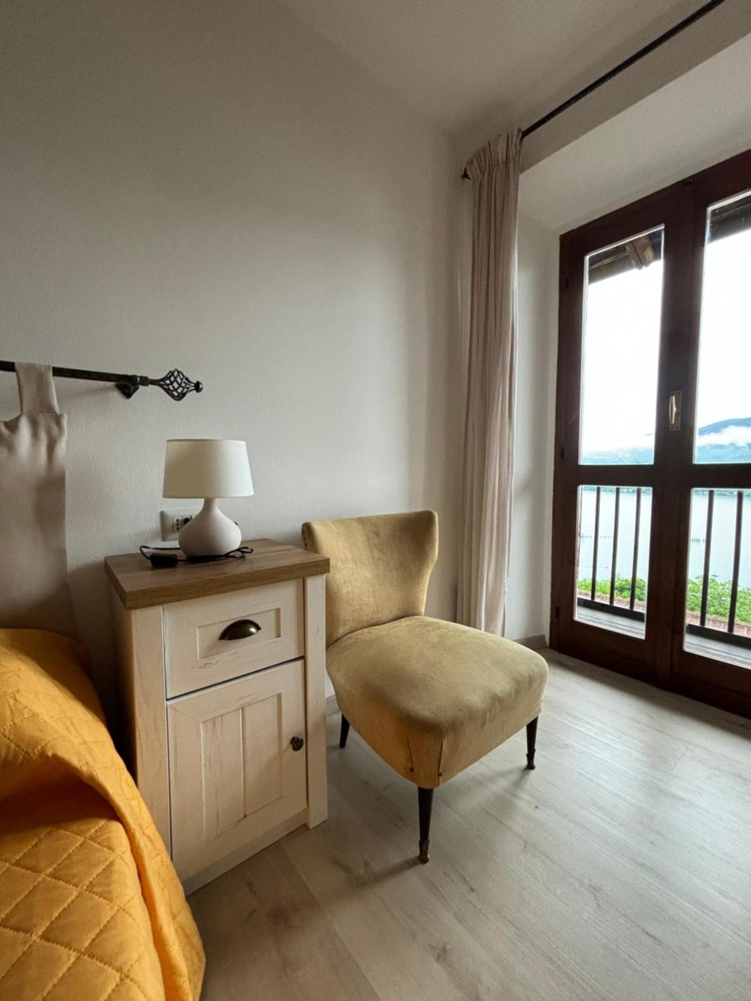 Casa Zoe Apartman Ameno Kültér fotó