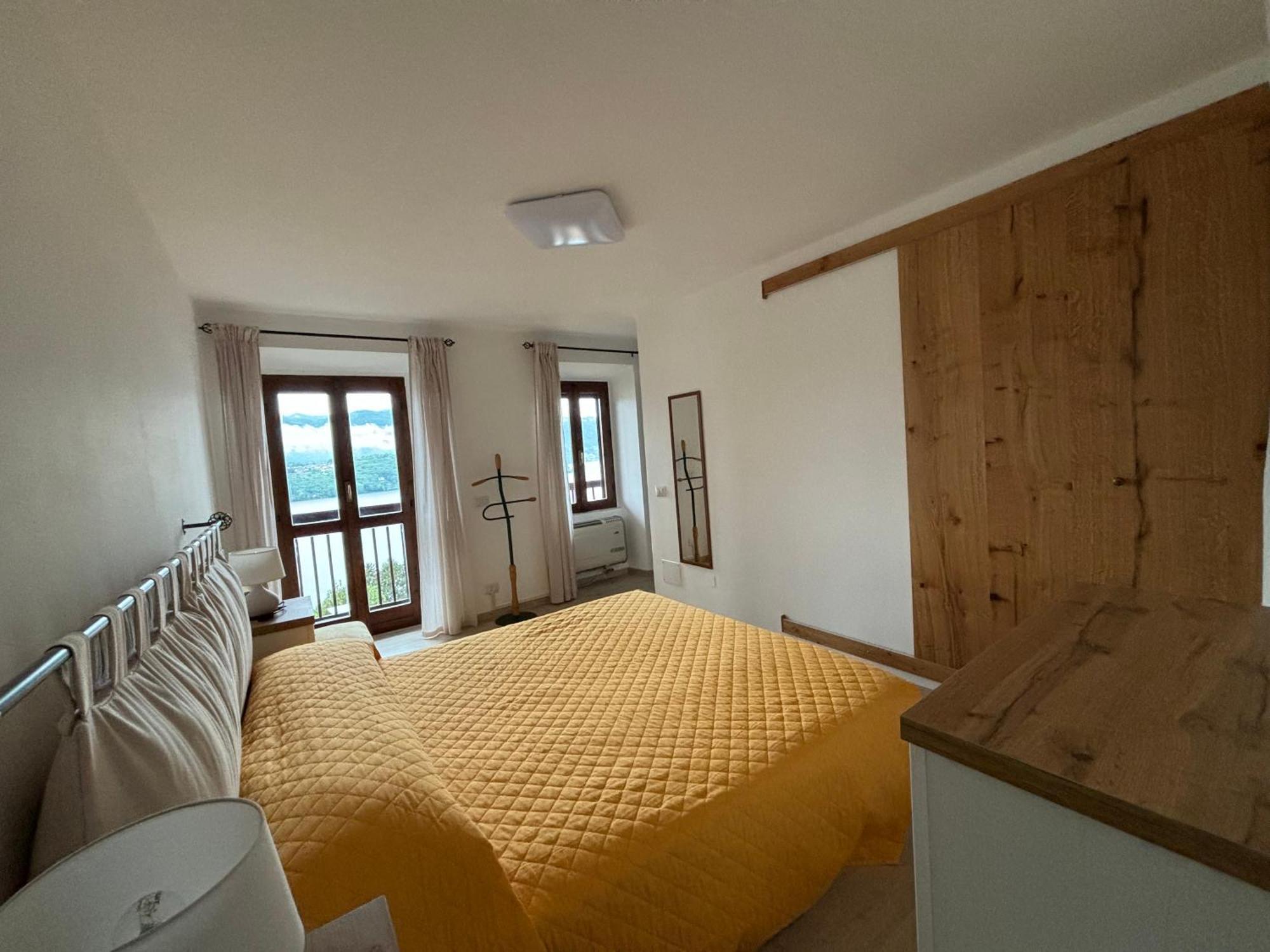 Casa Zoe Apartman Ameno Kültér fotó